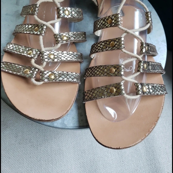 Stylish Tan and Gold Women's Sandals - Picture 2 of 7